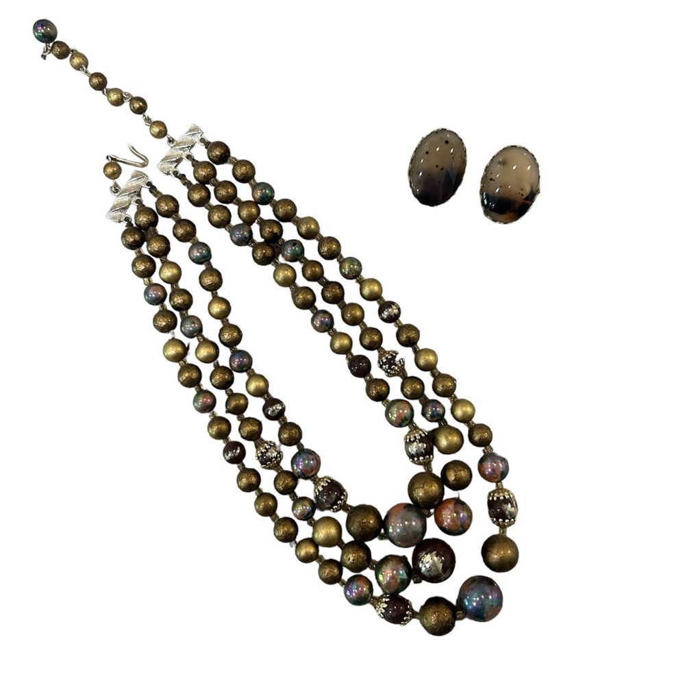 Vintage 50’s 60’s necklace and earring set